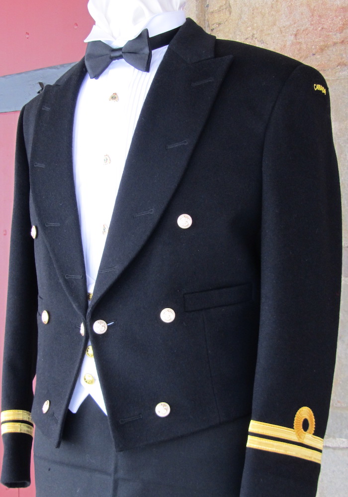 https://andreitailors.com/wp-content/uploads/2018/08/Navy-Mess-Kit-Uniform.jpg
